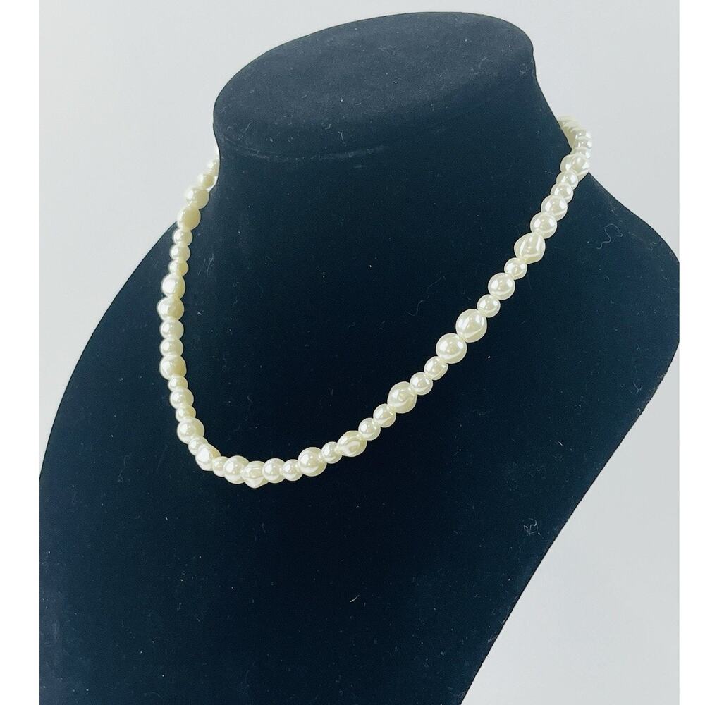 Avon SAQ Faux Pearl Necklace Silver-tone Choker Collar Could be bracelet - doubl